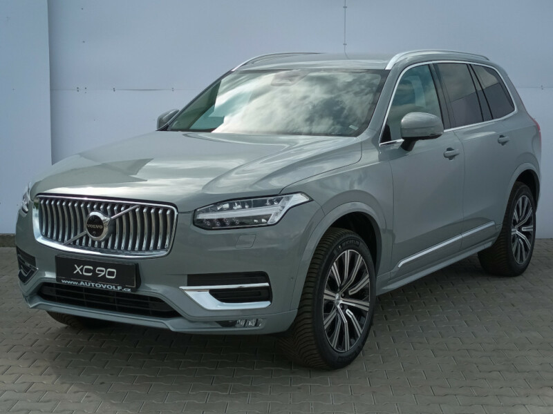 Volvo XC90 PLUS BRIGHT