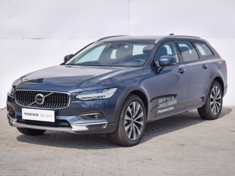 Volvo V90 Cross Country CORE