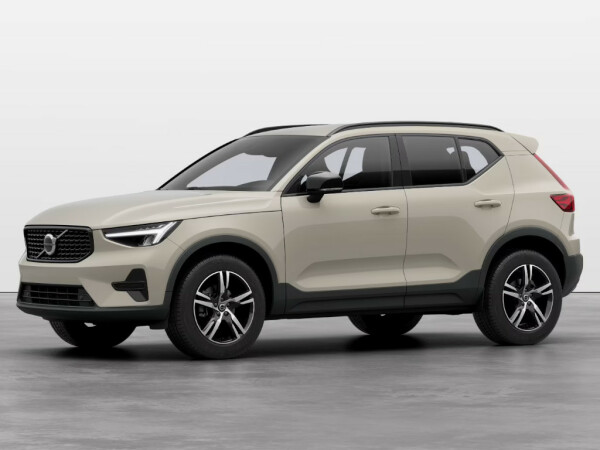 Volvo XC40 PLUS DARK B3 FWD 120kW