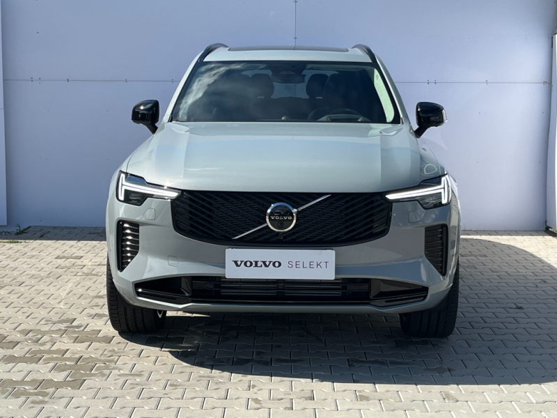 Volvo XC90 PLUS DARK