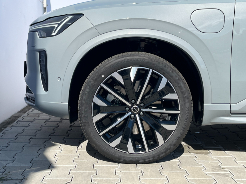 Volvo XC90 PLUS DARK