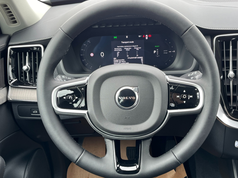 Volvo XC90 PLUS DARK