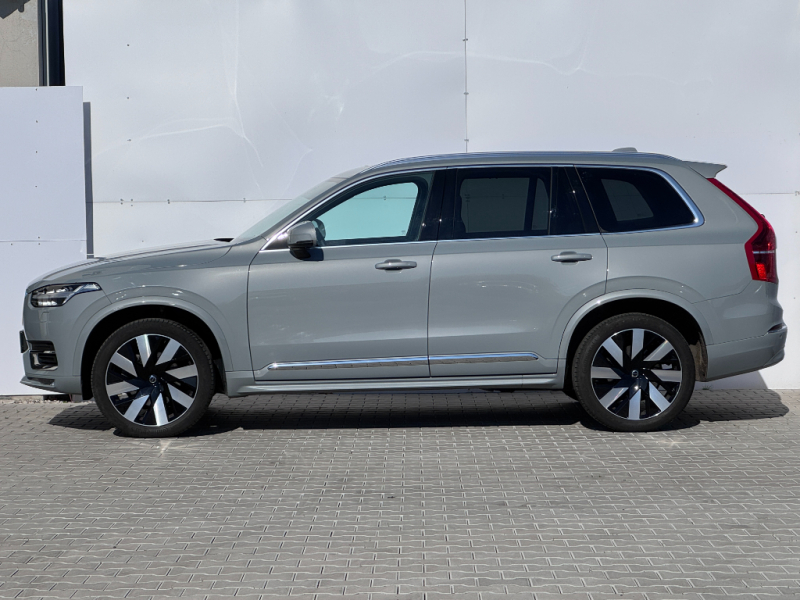 Volvo XC90 Plus Bright
