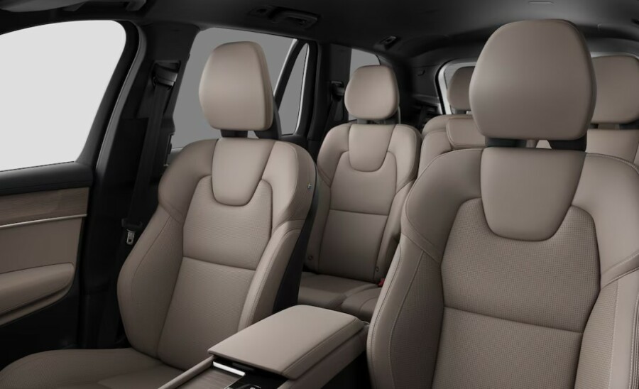 Volvo XC90 PLUS BRIGHT