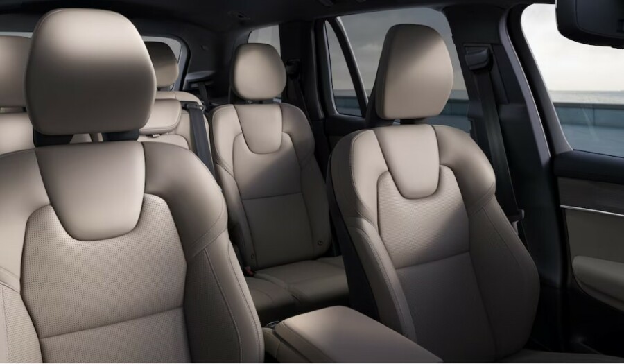 Volvo XC90 PLUS BRIGHT